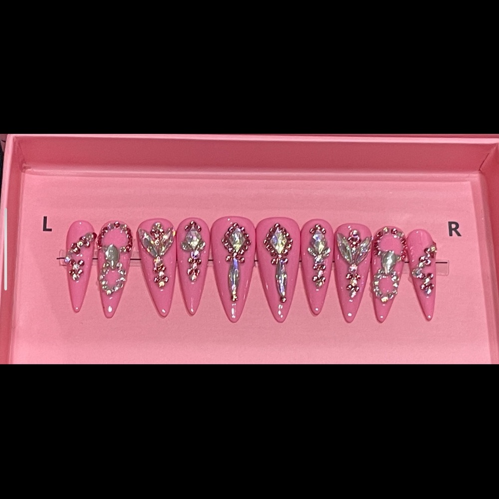 Press on handmade acrylic nails